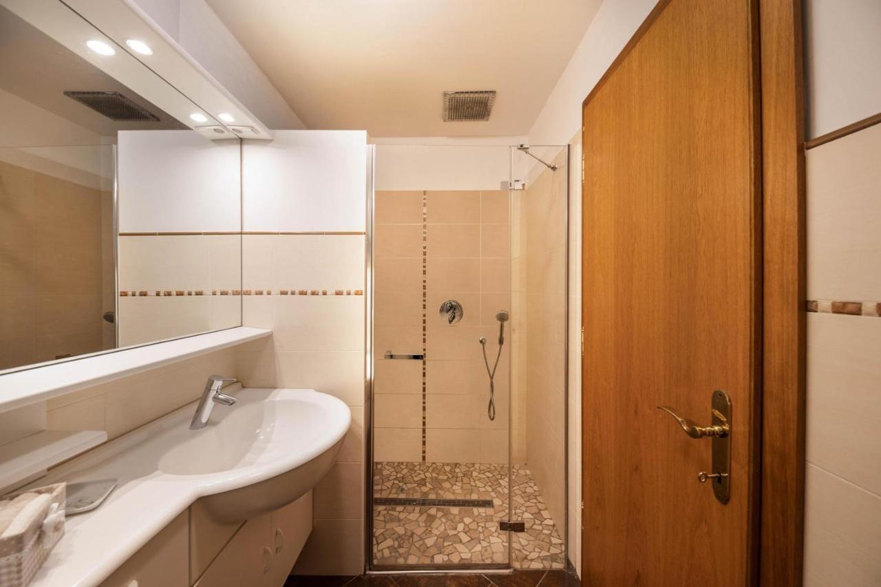 Ciasa Goti Apartment Moena Luaran gambar