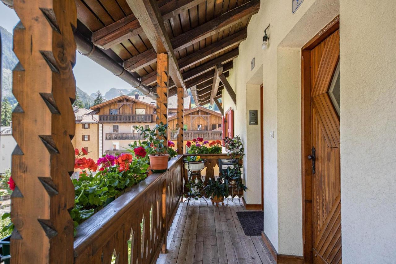 Ciasa Goti Apartment Moena Luaran gambar